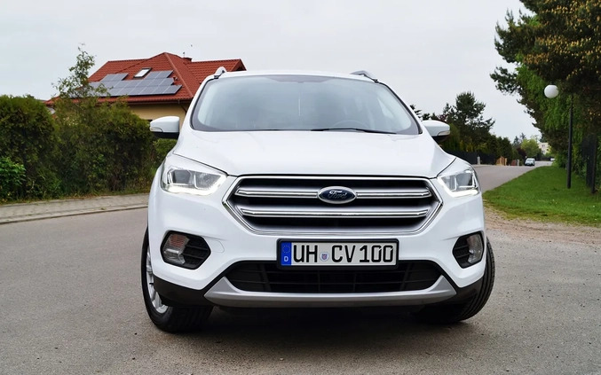 Ford Kuga cena 59999 przebieg: 121300, rok produkcji 2017 z Jedwabne małe 232